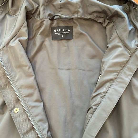 Athleta Sutro raincoat size small - Picture 7 of 9